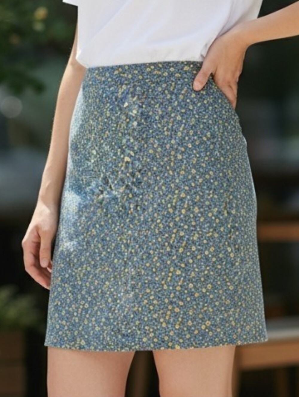 Talbots Teal Mini Skirt with Yellow Accents. - Picture 1 of 11